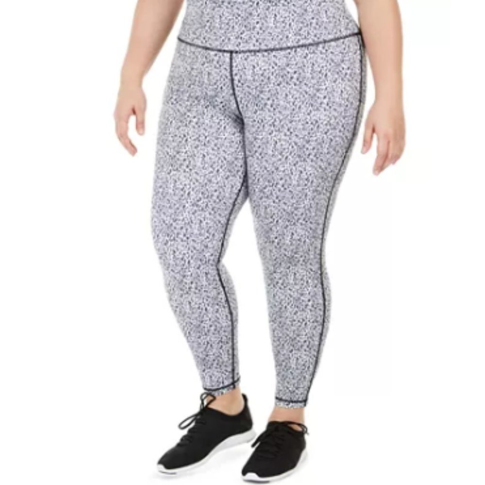 Plus Size Black and White Leggings - 3X